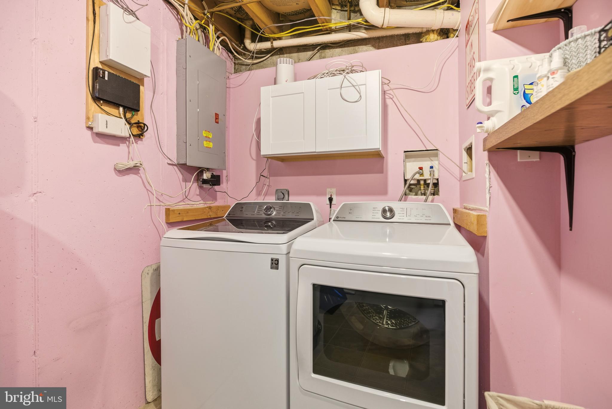 BEAVER RUN KNOLL - Residential