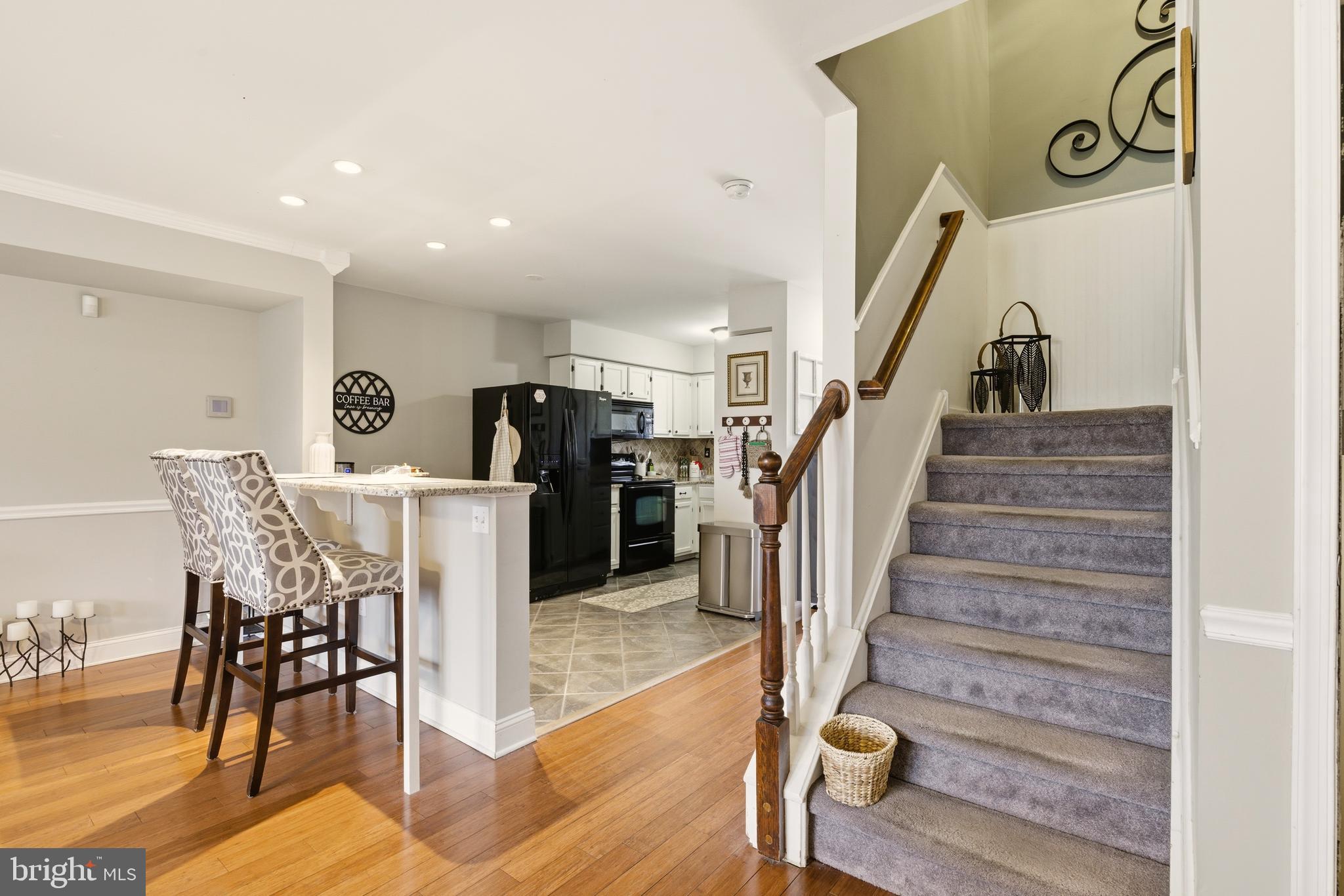 BEAVER RUN KNOLL - Residential