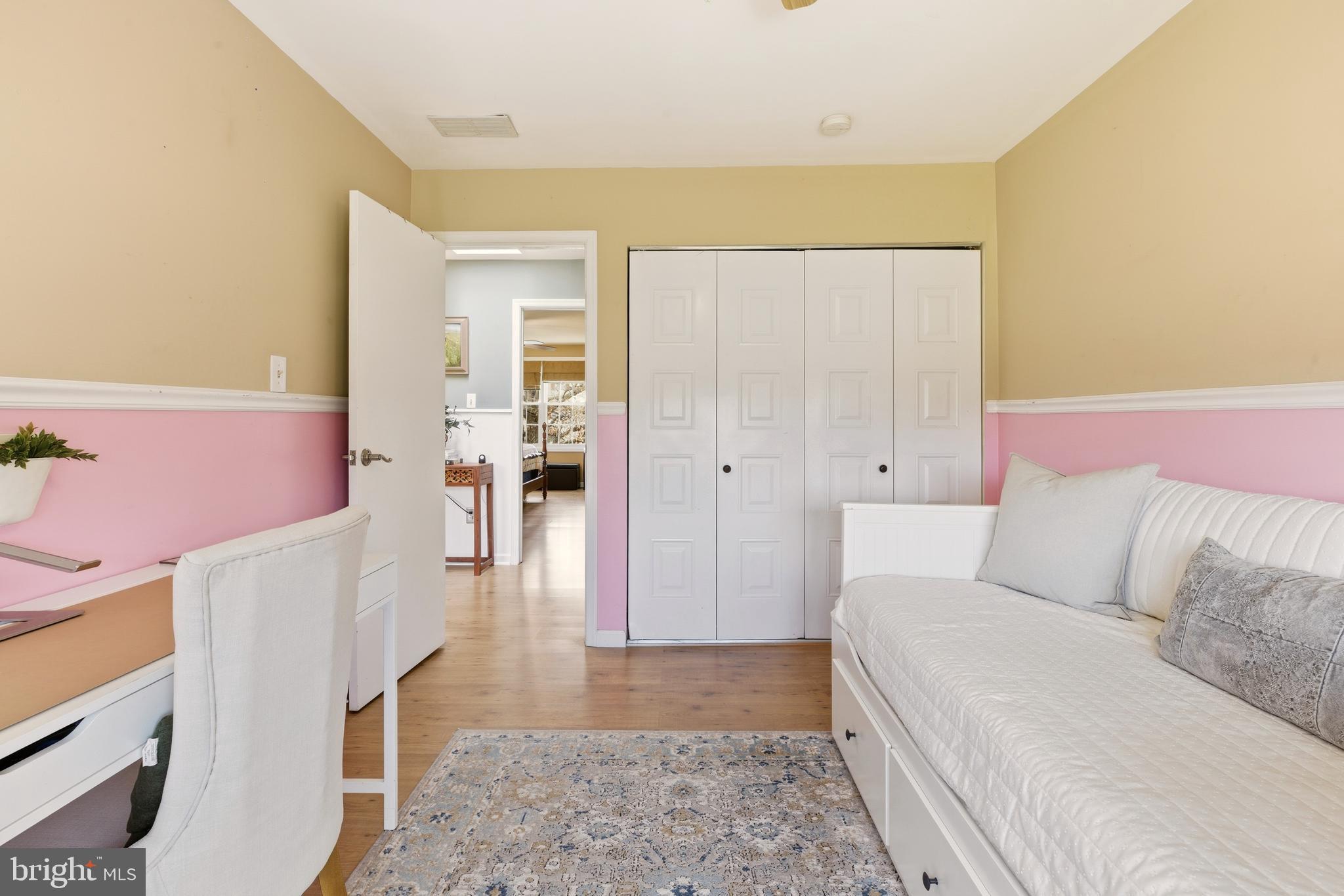 BEAVER RUN KNOLL - Residential