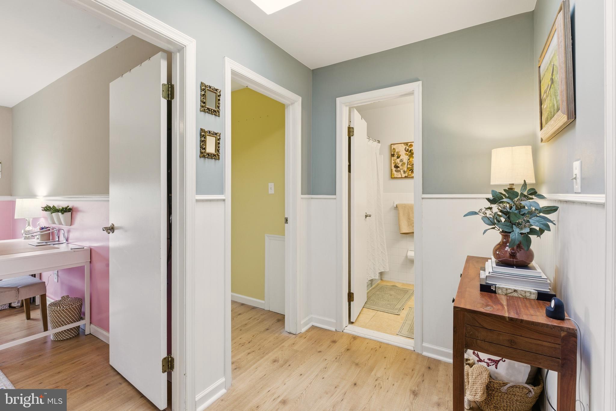 BEAVER RUN KNOLL - Residential