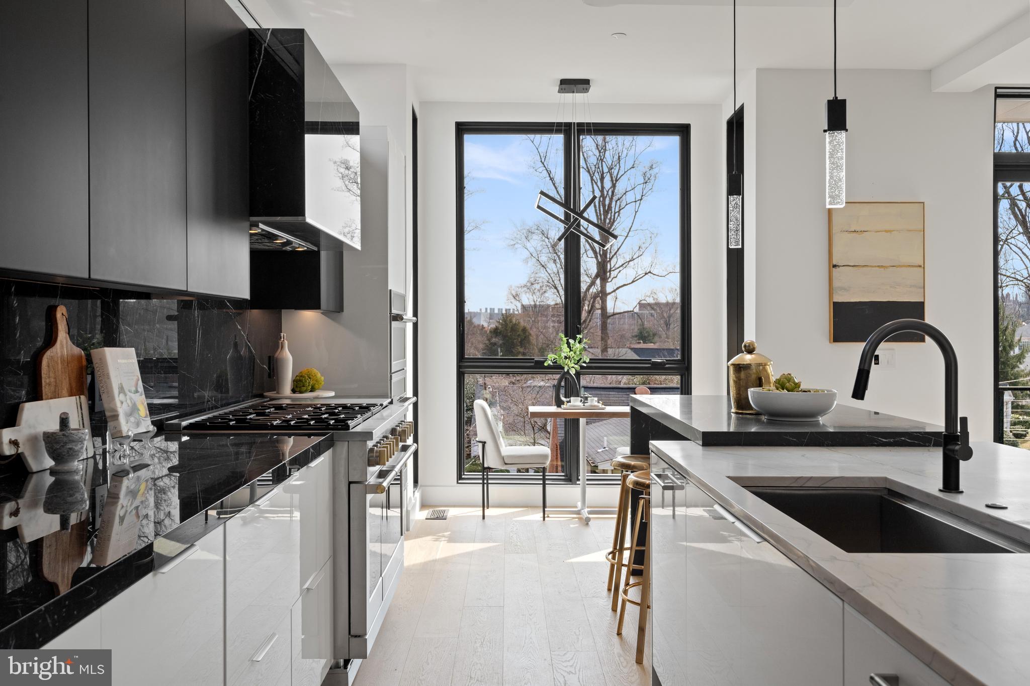 MAPLEWOOD - Residential