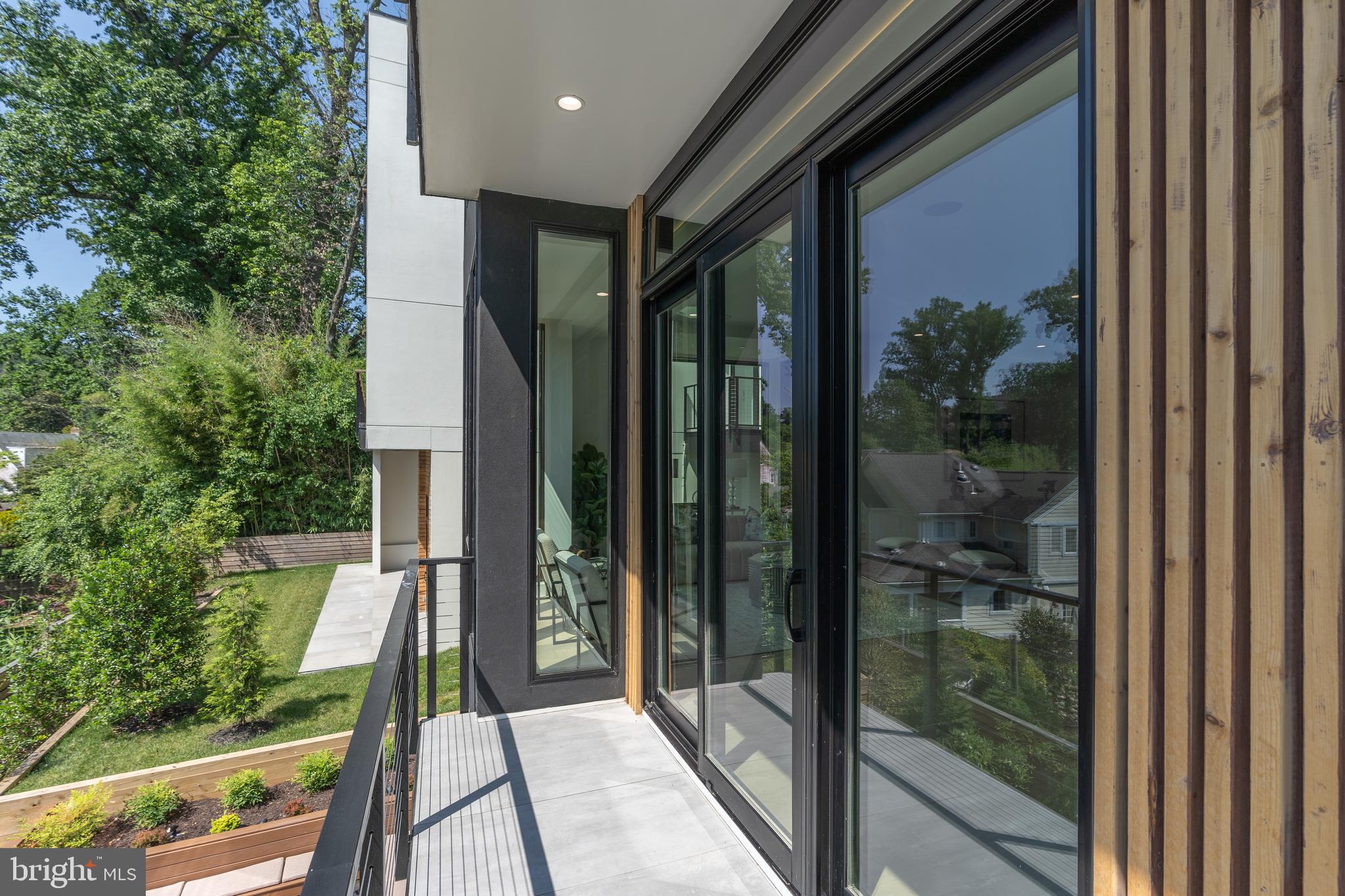 MAPLEWOOD - Residential