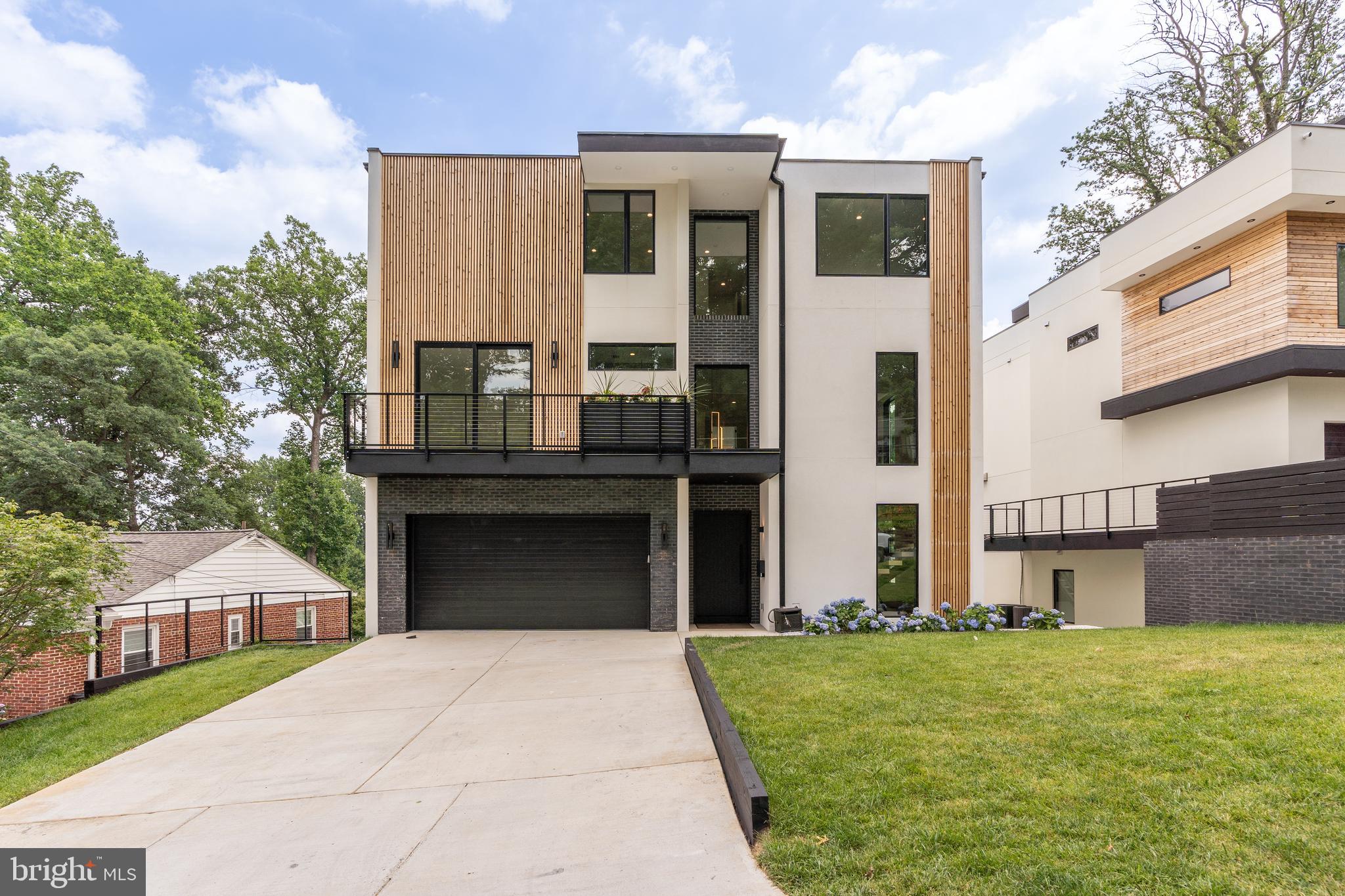 MAPLEWOOD - Residential