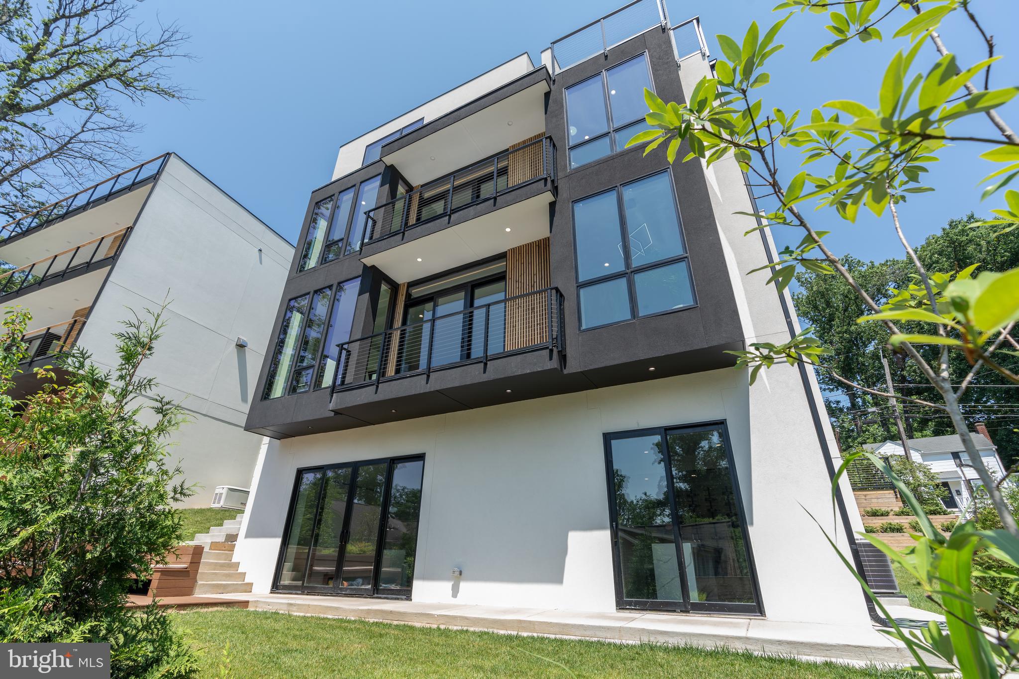 MAPLEWOOD - Residential