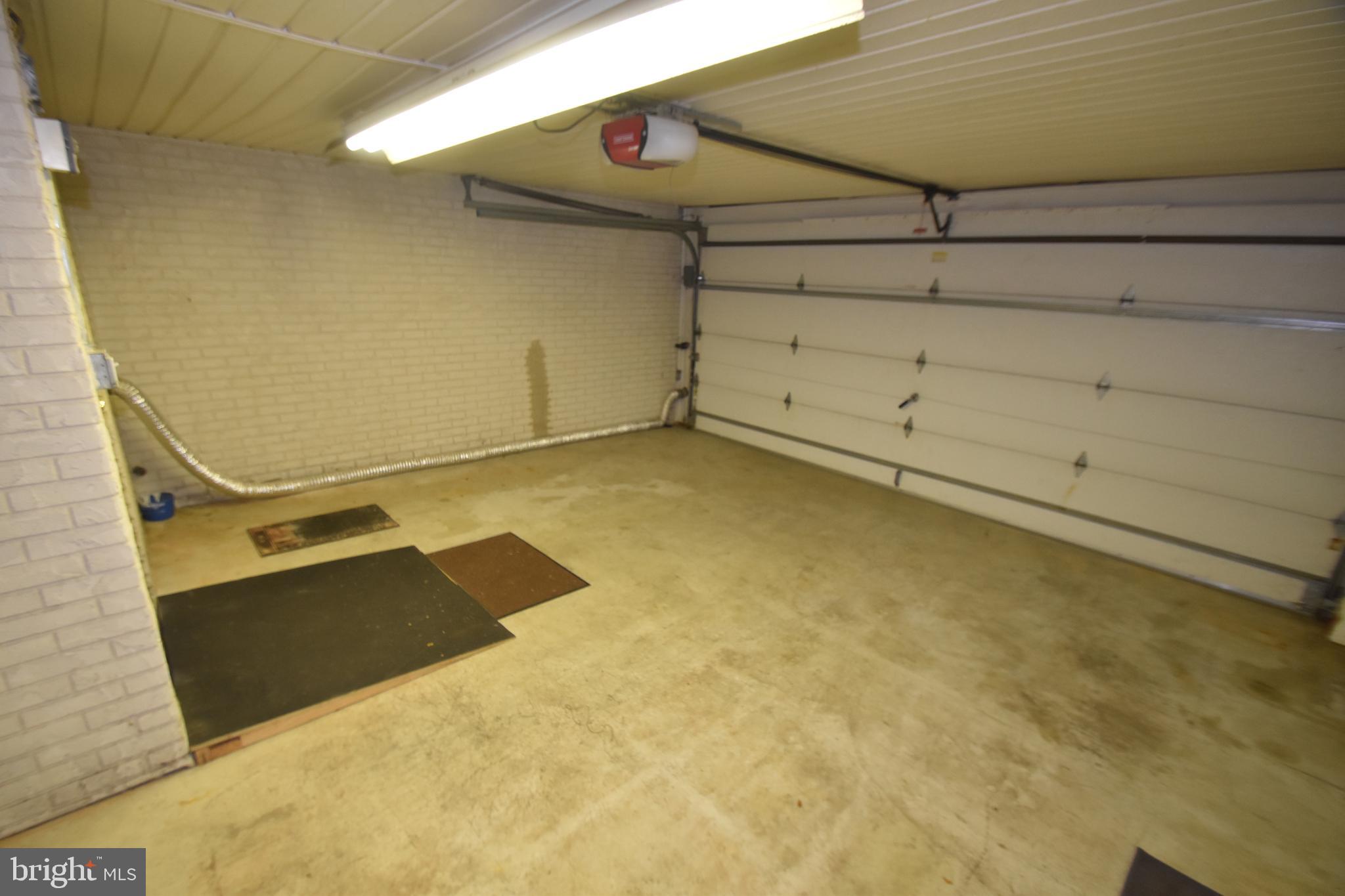 BROOKSIDE - Residential