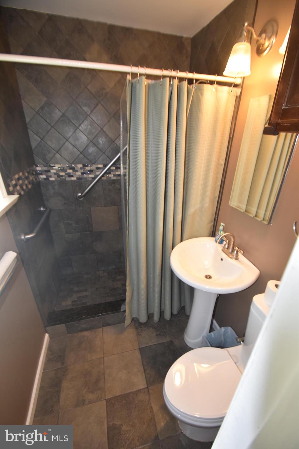 BROOKSIDE - Residential