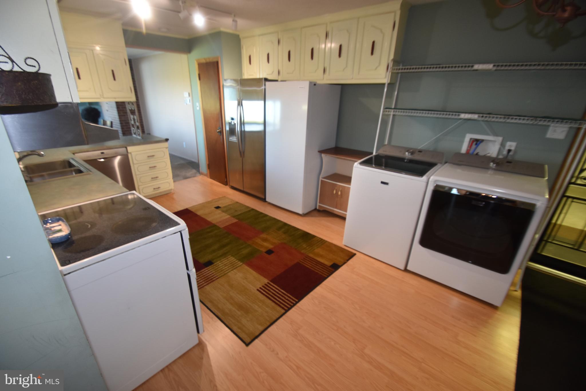 BROOKSIDE - Residential