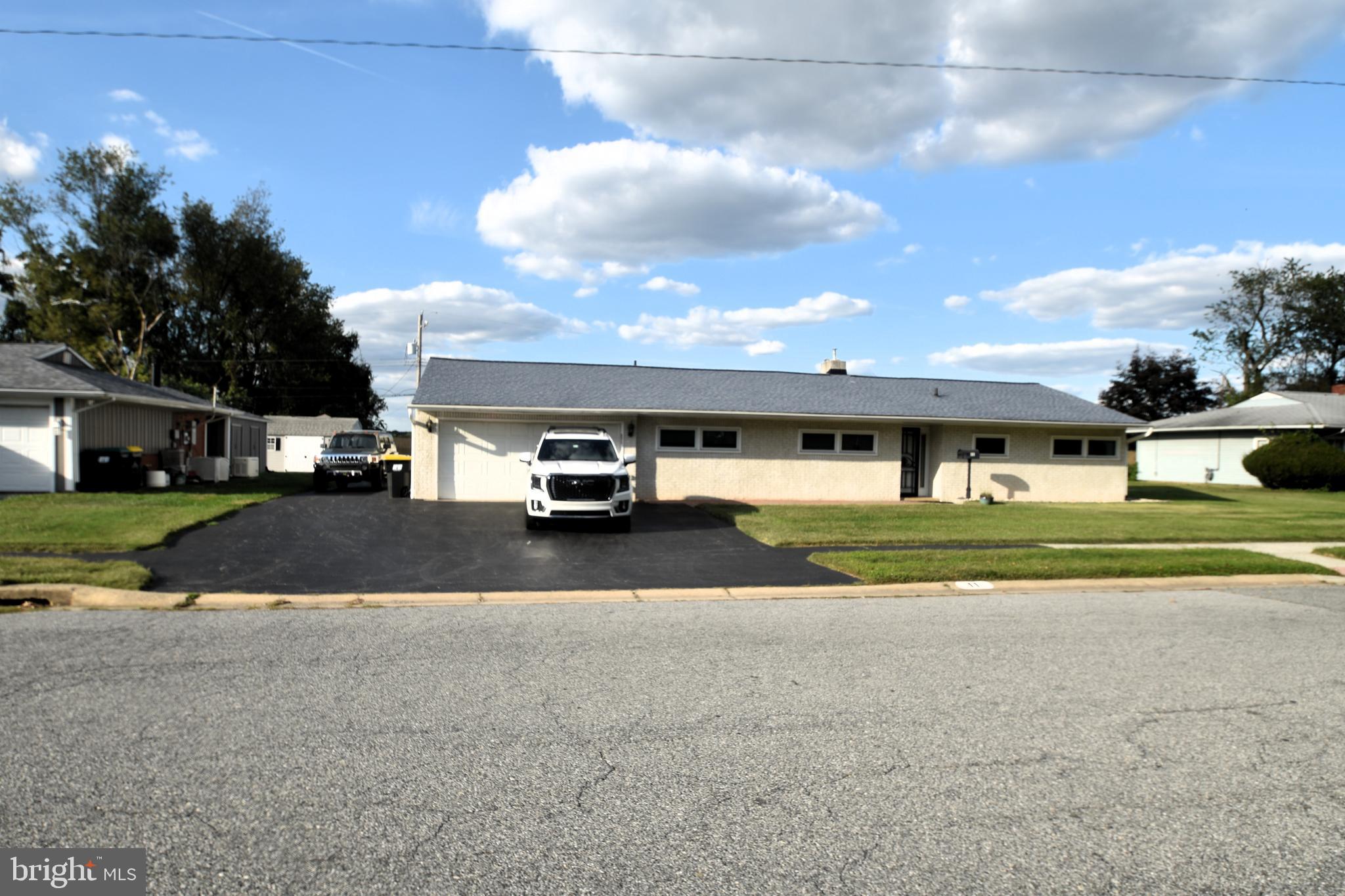 BROOKSIDE - Residential