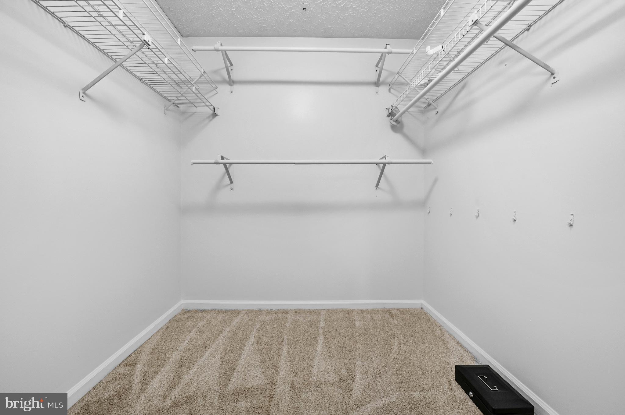 HOLLYMEAD - Residential