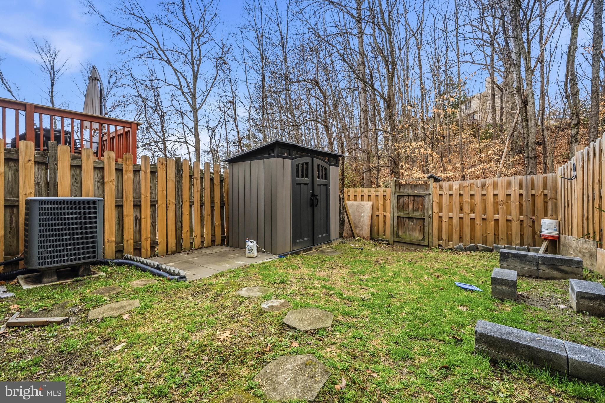 HOLLYMEAD - Residential