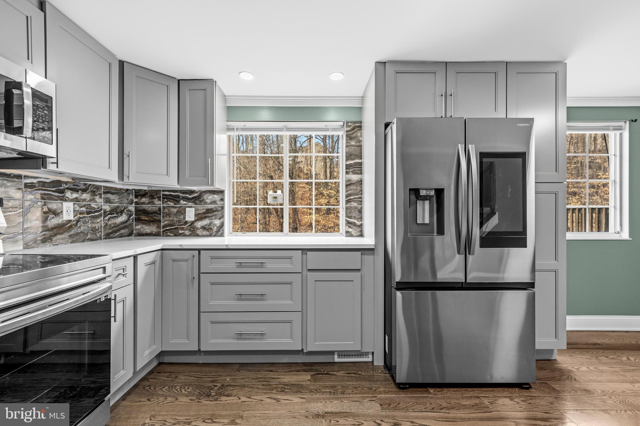 HOLLYMEAD - Residential