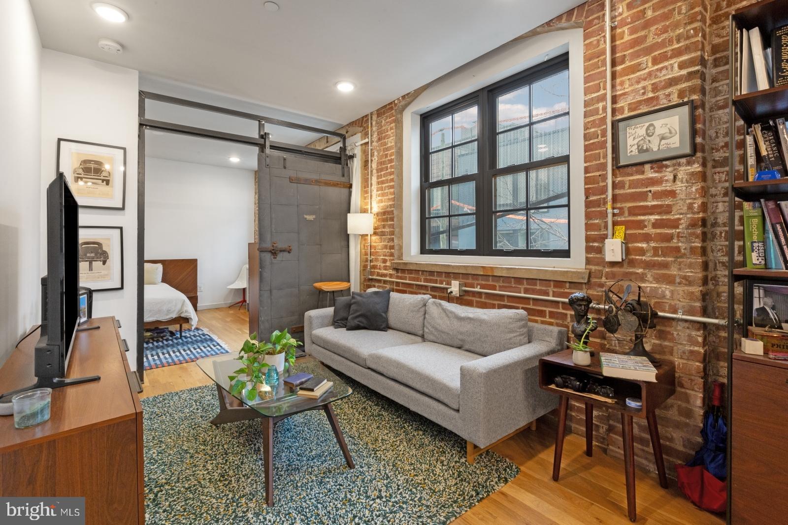 NORRIS SQUARE - Residential Lease