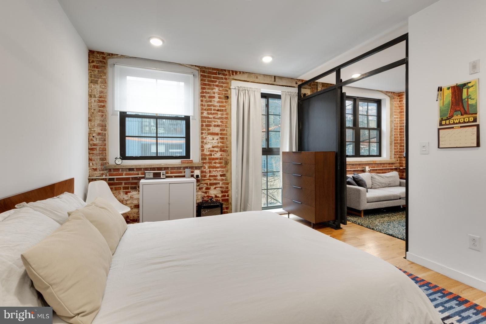 NORRIS SQUARE - Residential Lease