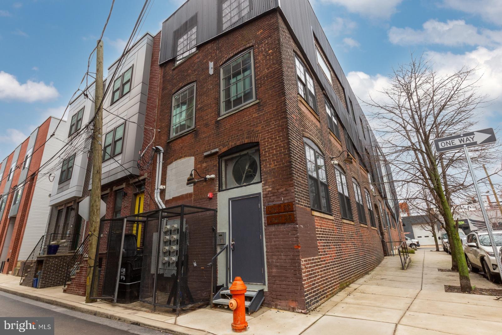 NORRIS SQUARE - Residential Lease