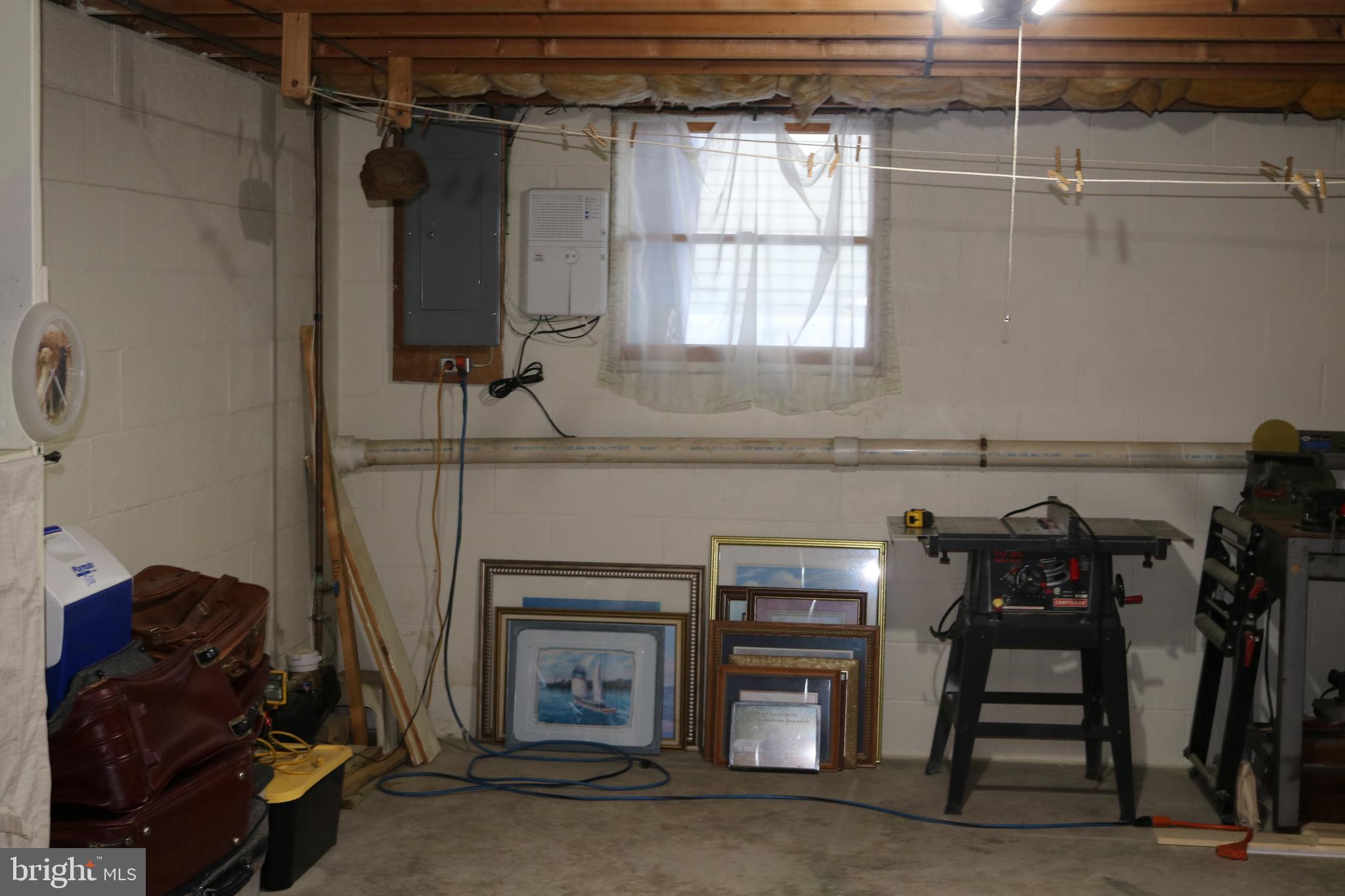 WYNNEWOOD PARK - Residential