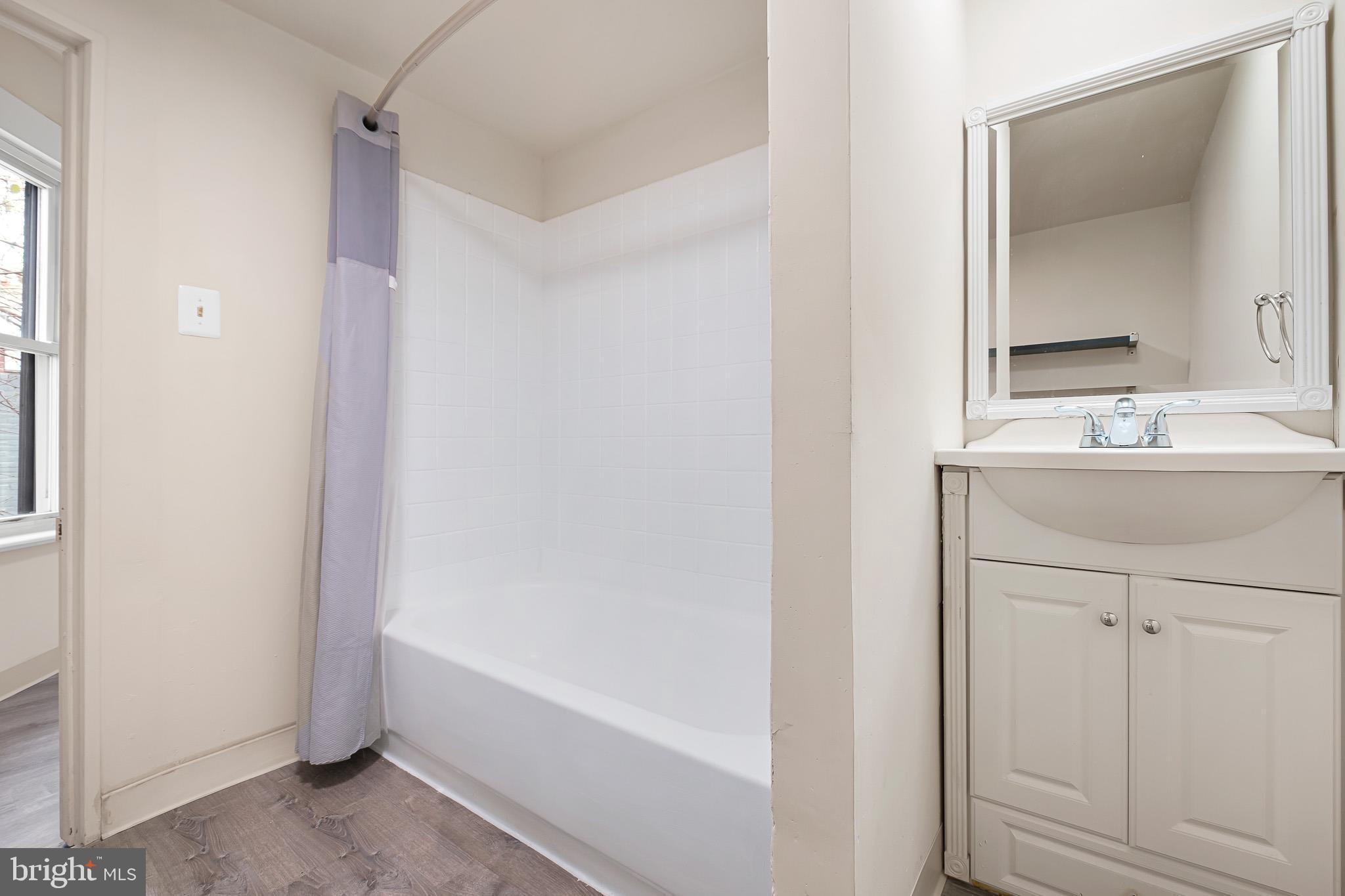 GREENE COUNTRIE - Residential