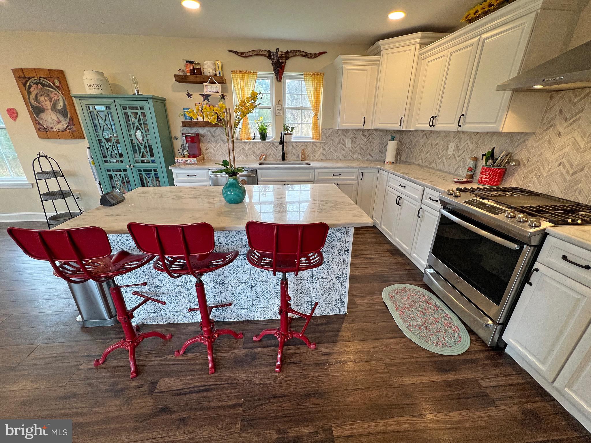 ELPACO FARMS - Residential