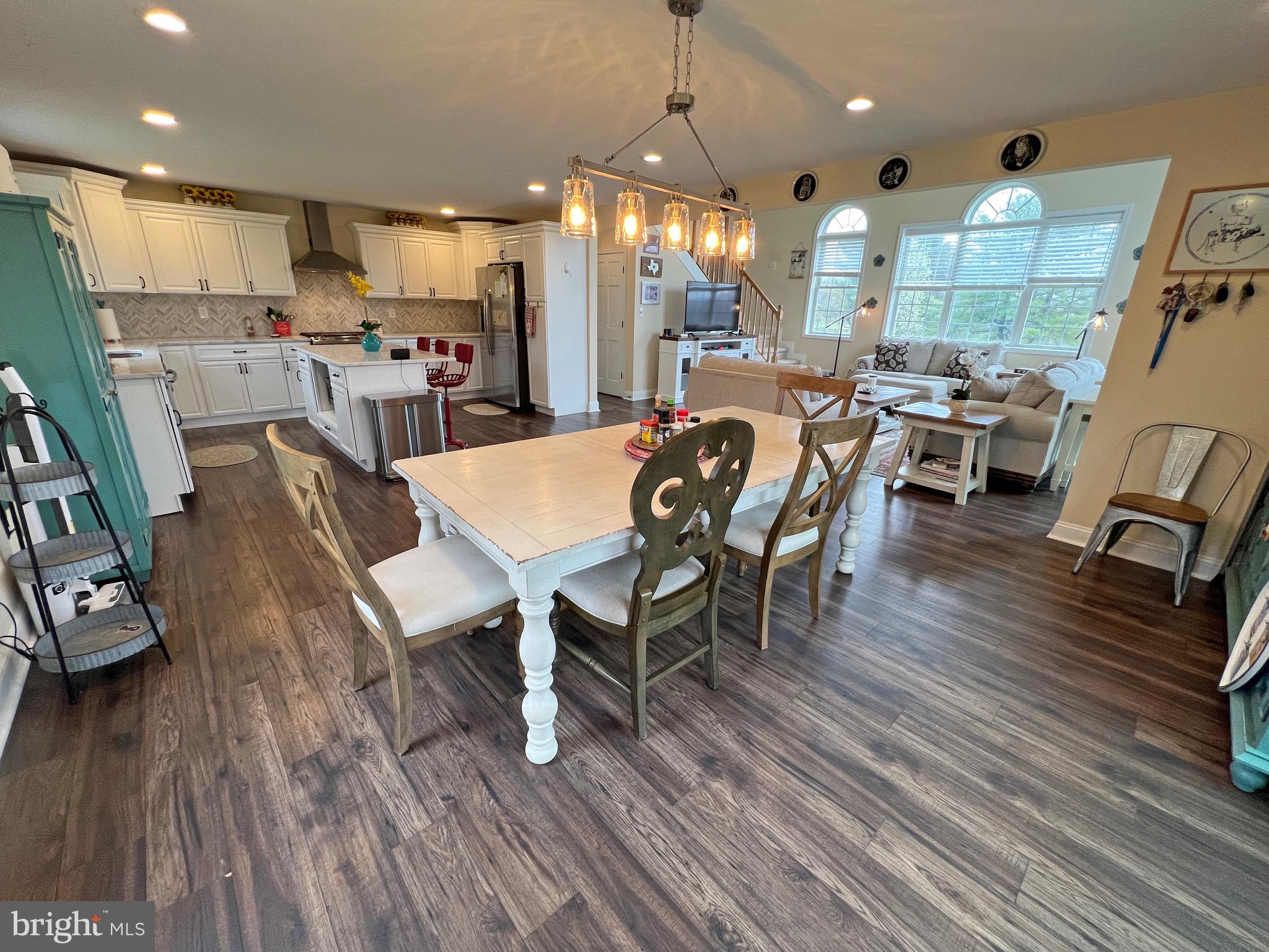 ELPACO FARMS - Residential