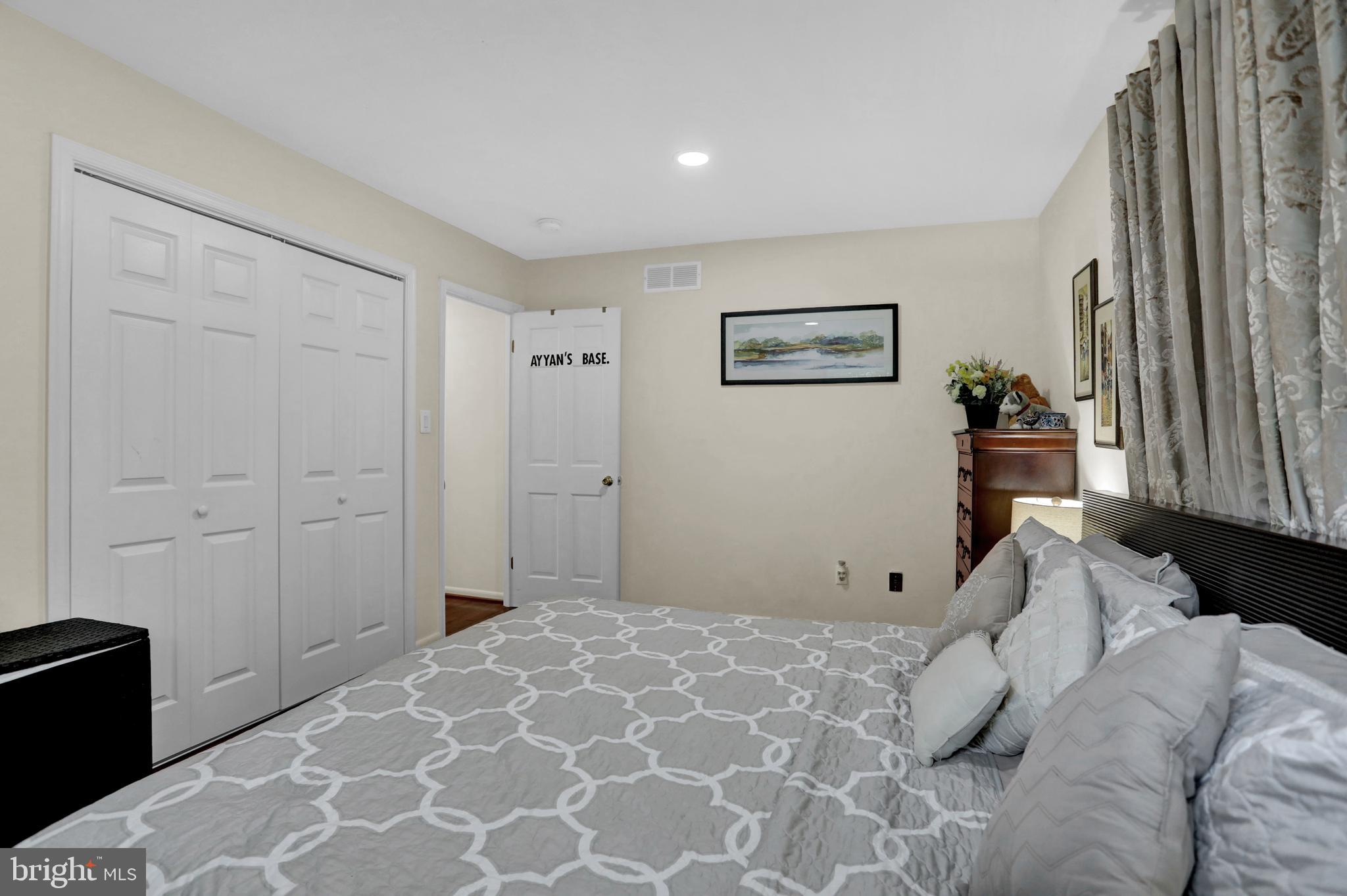 SPRINGFIELD - Residential