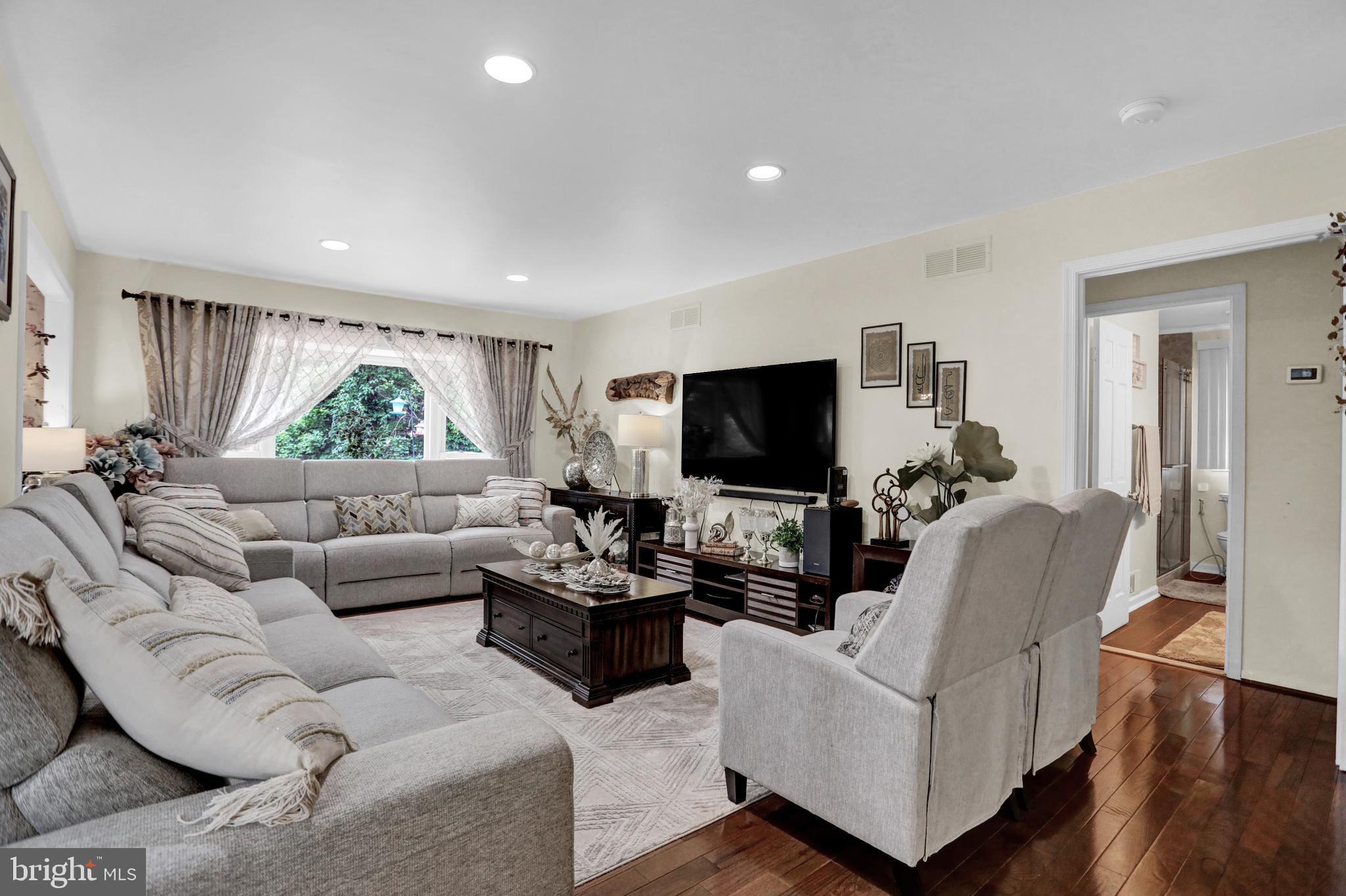 SPRINGFIELD - Residential