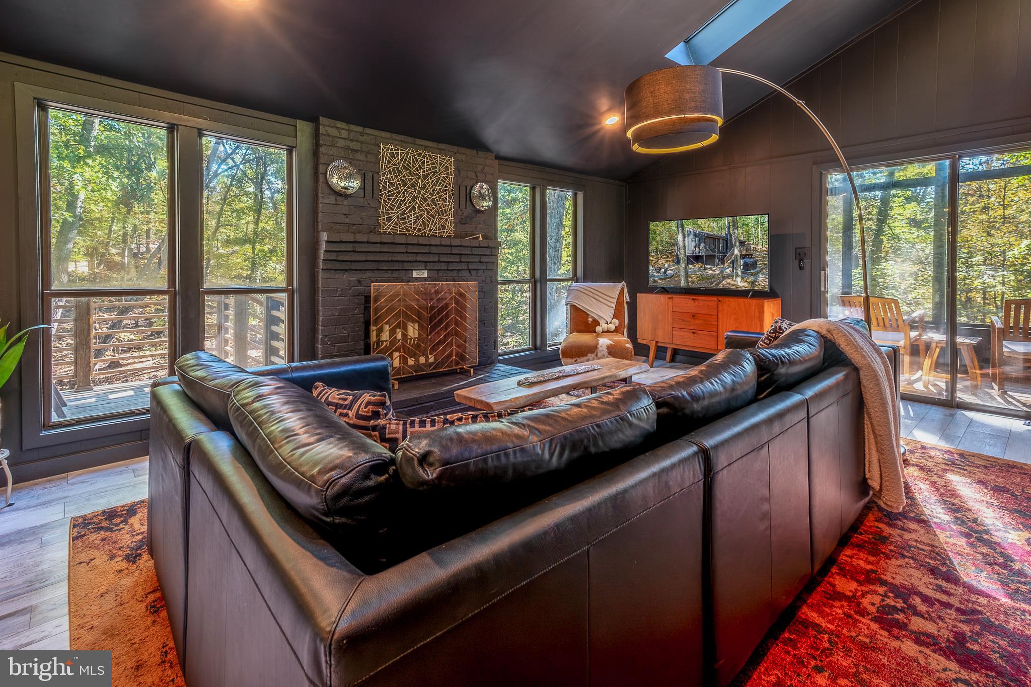 THE WOODS - Residential