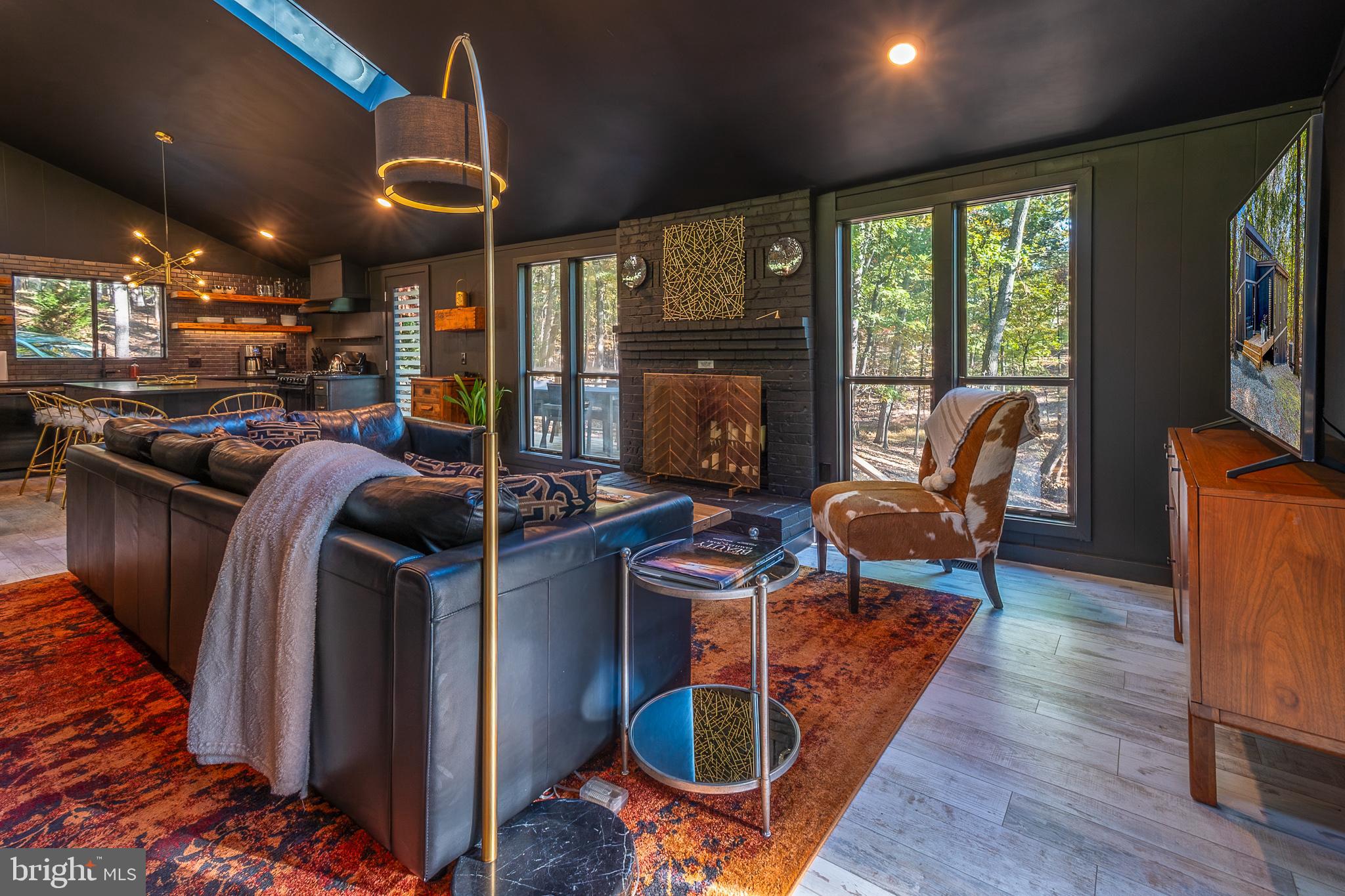 THE WOODS - Residential