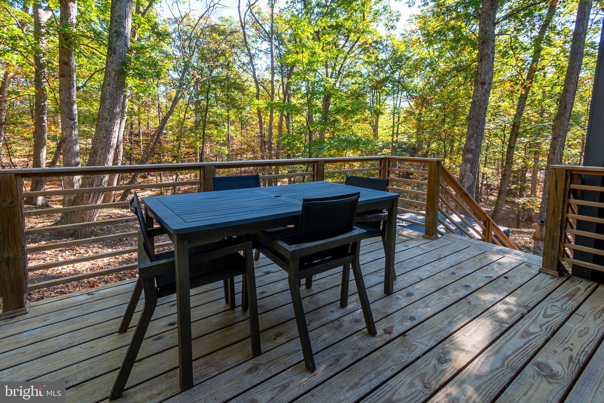 THE WOODS - Residential