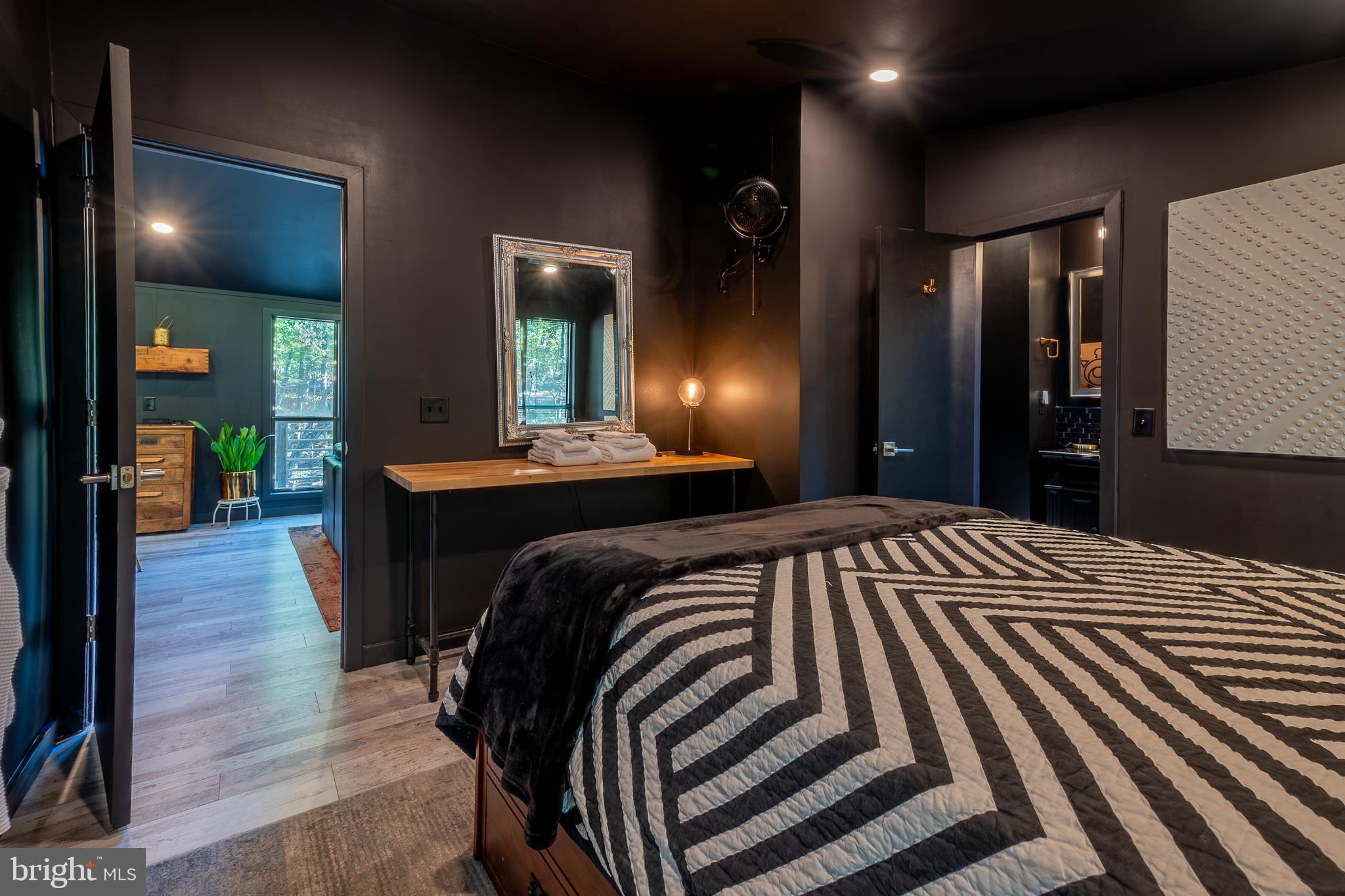 THE WOODS - Residential