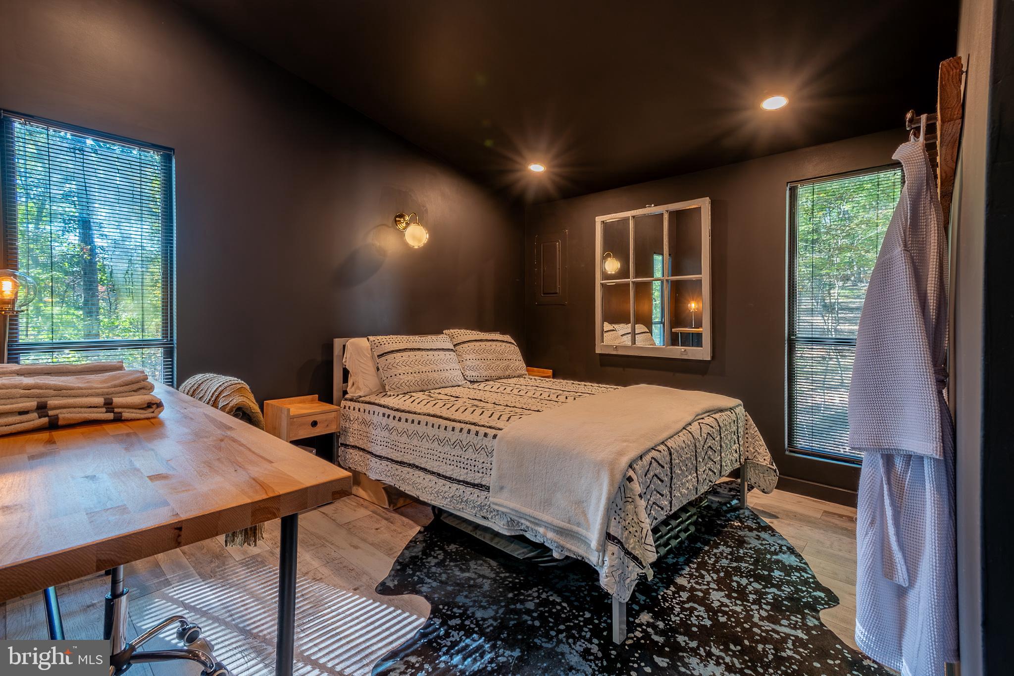 THE WOODS - Residential