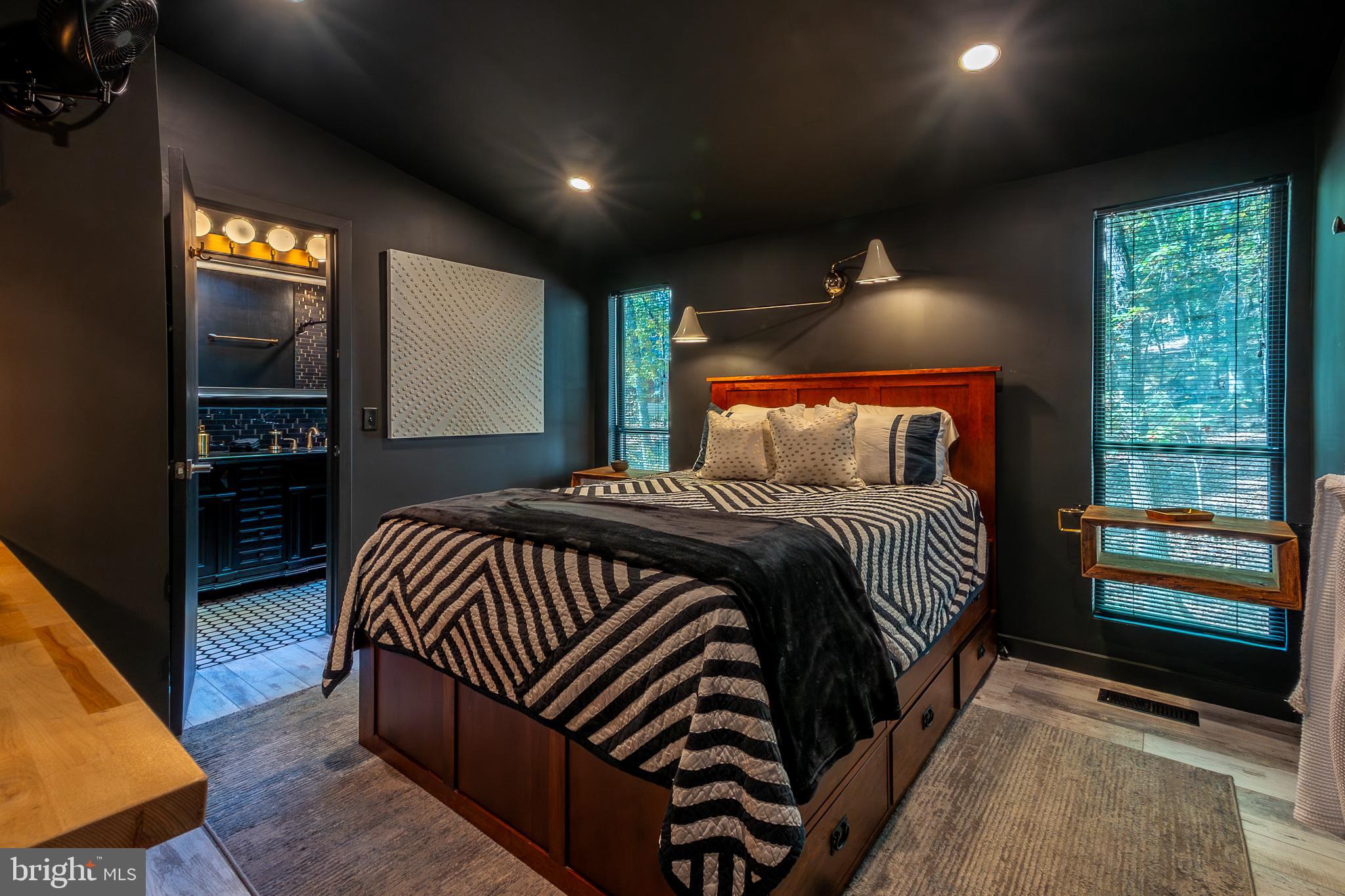 THE WOODS - Residential