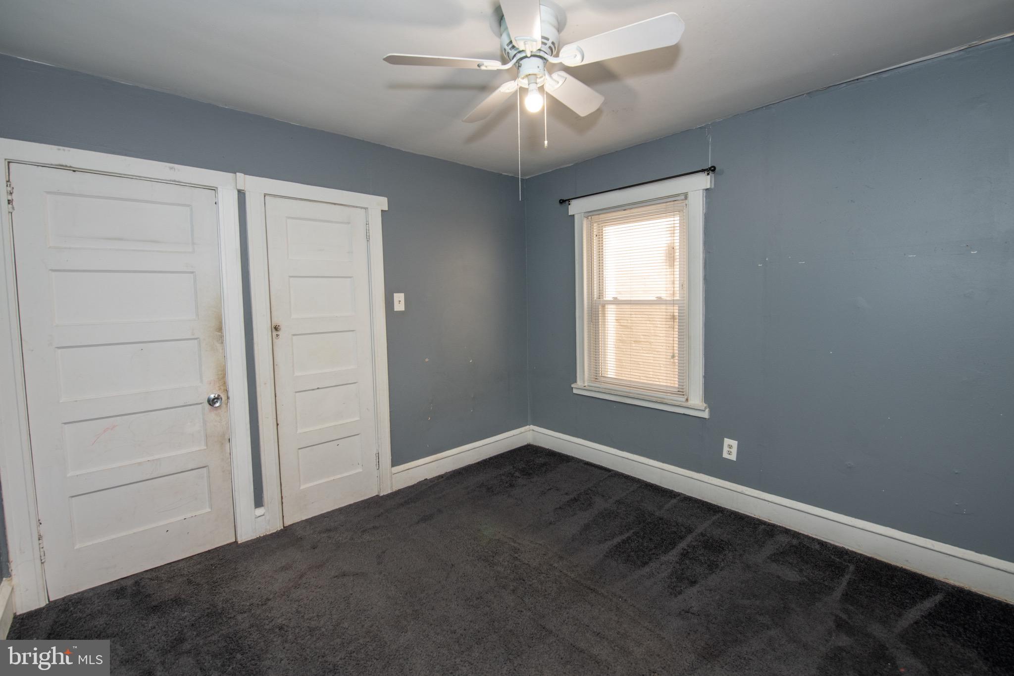 BRIDESBURG - Residential