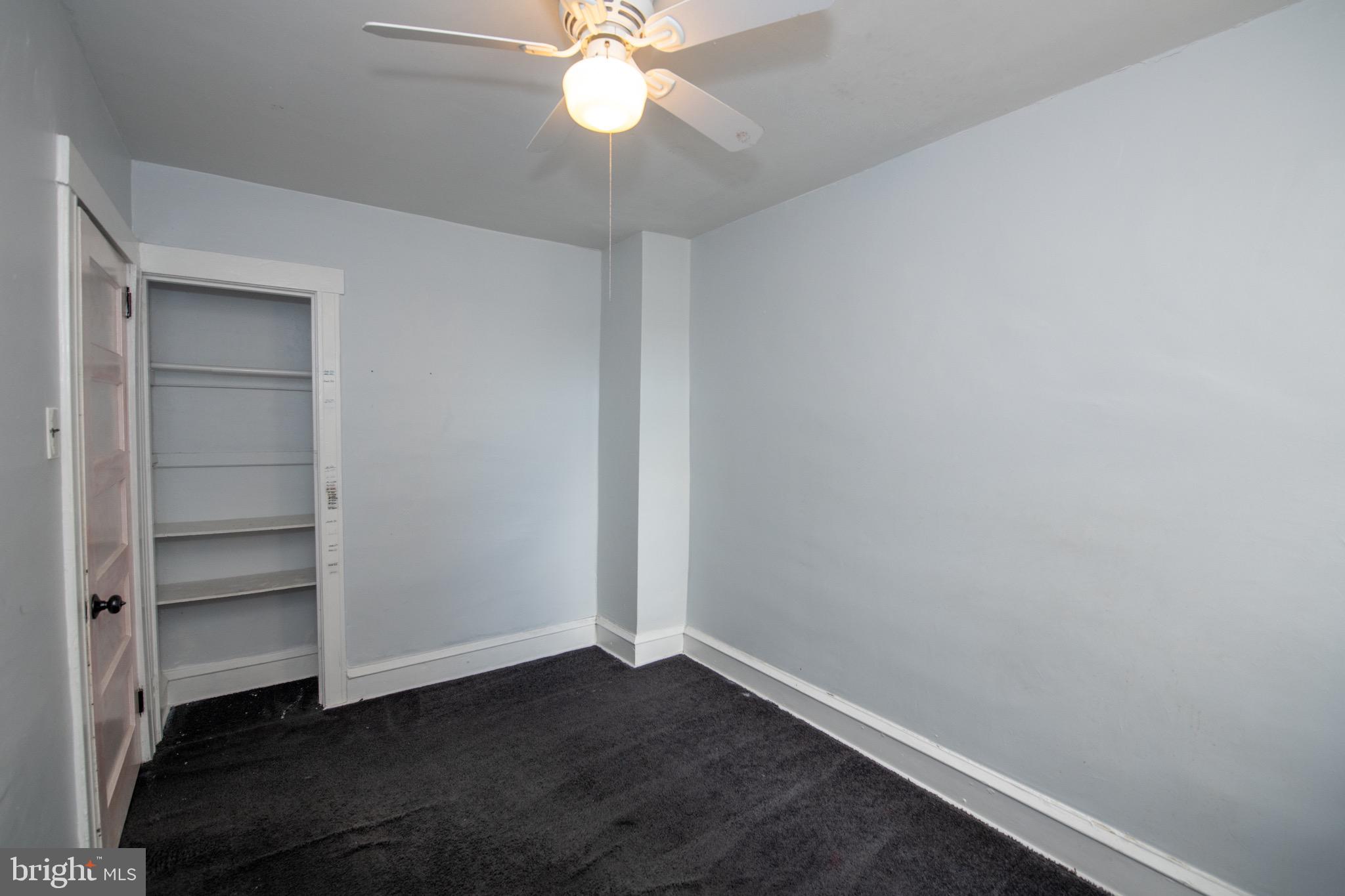 BRIDESBURG - Residential