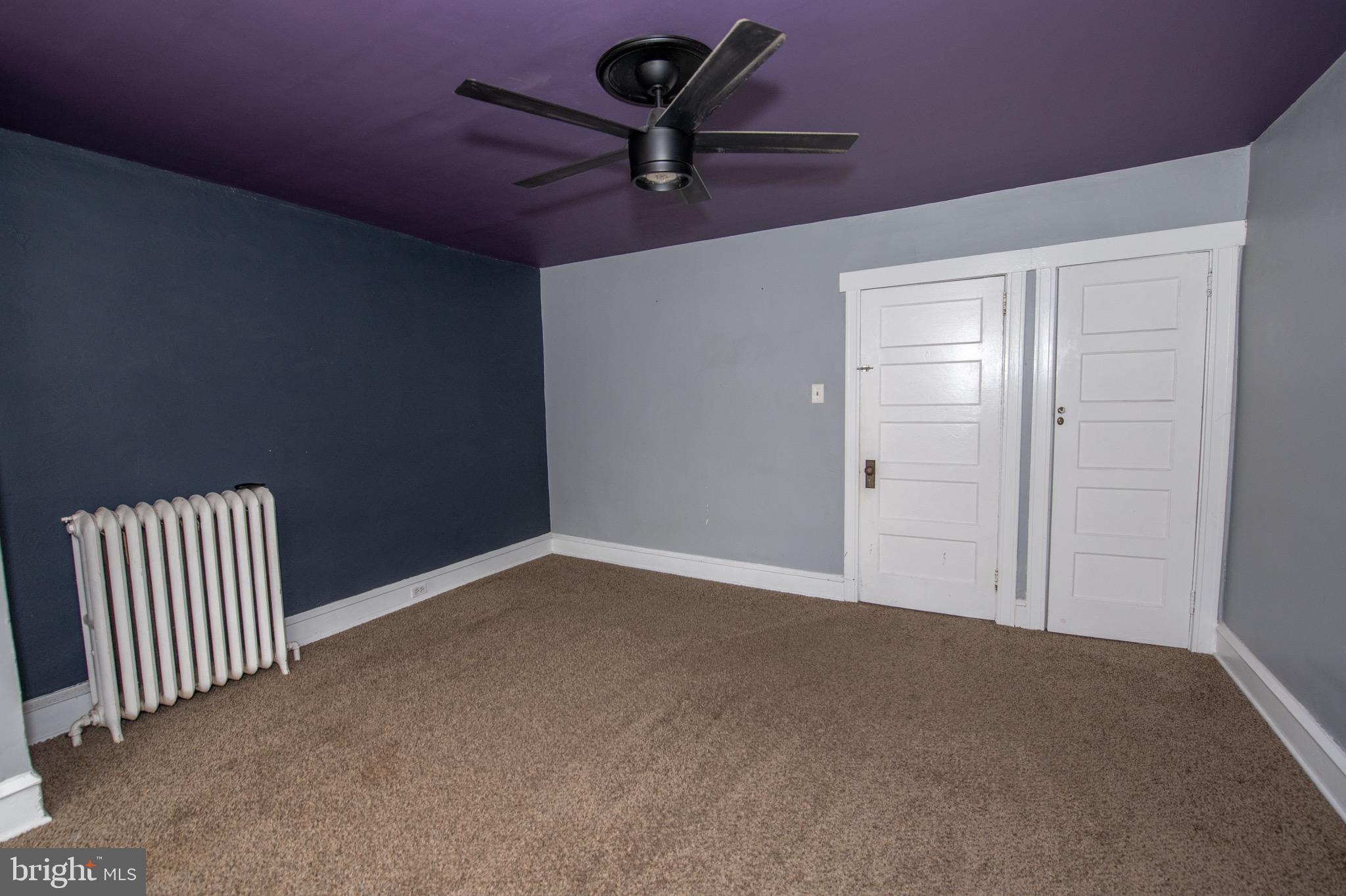 BRIDESBURG - Residential