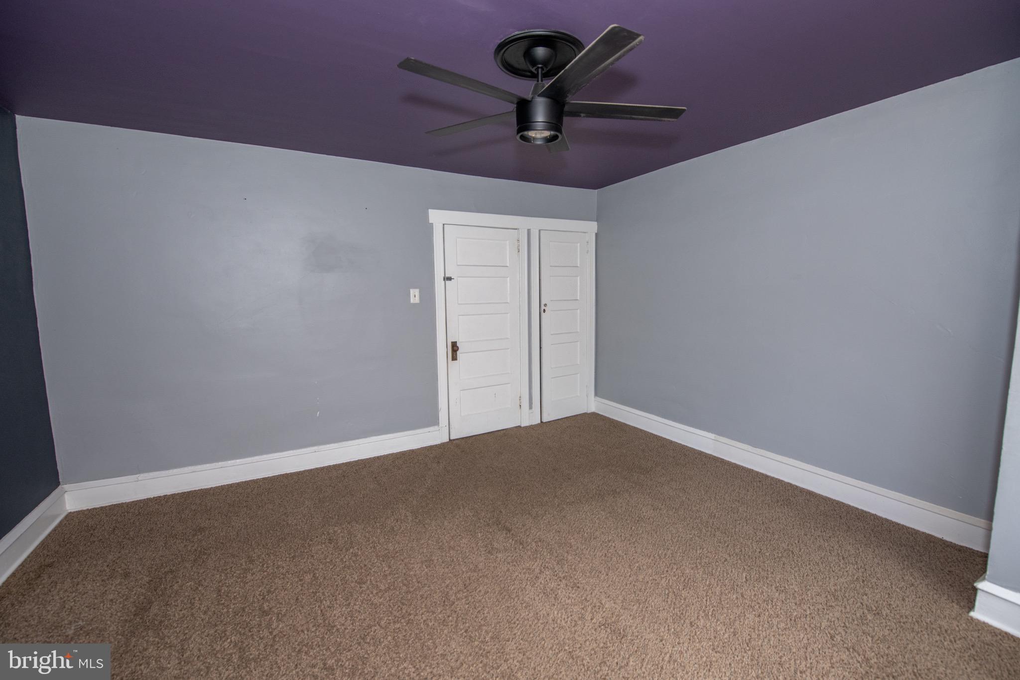 BRIDESBURG - Residential