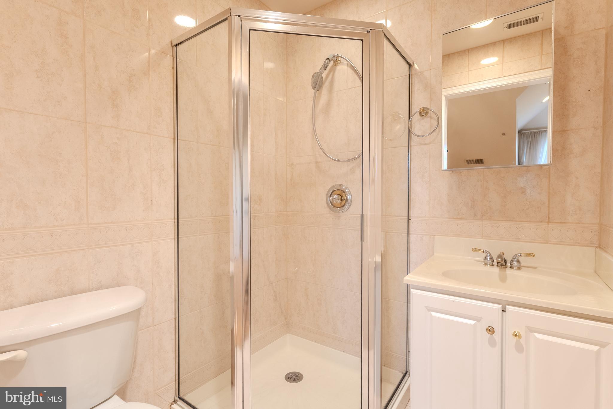 CAMERON HILL - Residential