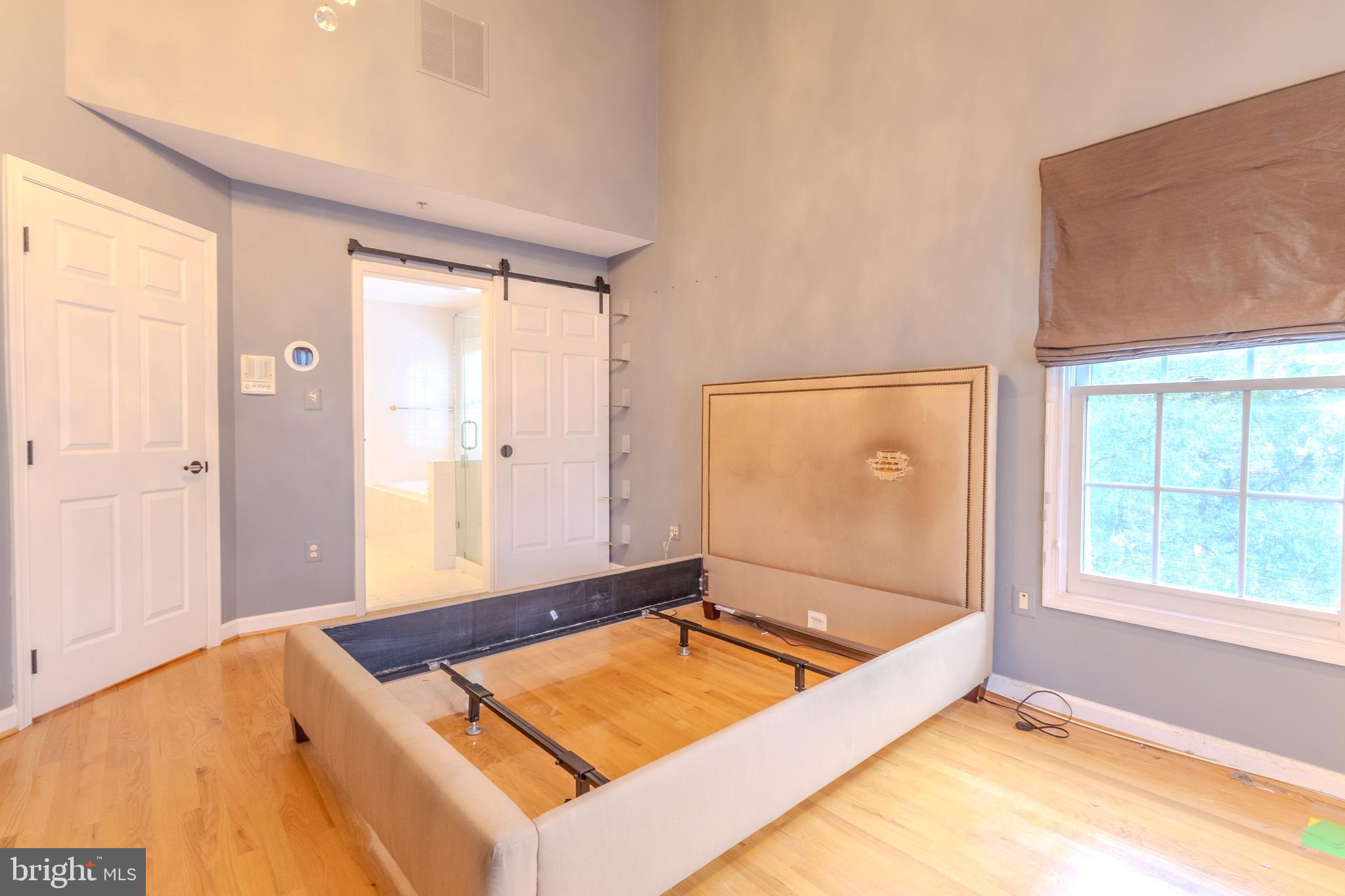 CAMERON HILL - Residential