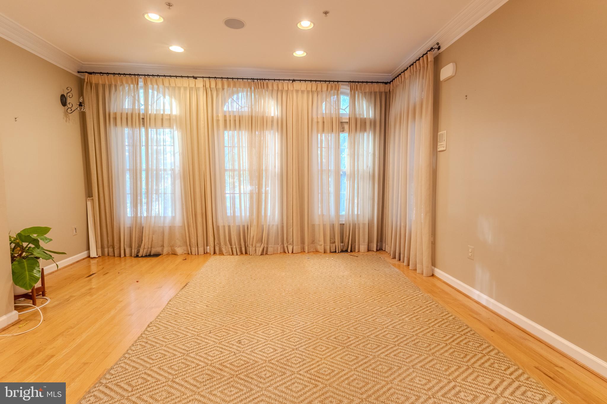 CAMERON HILL - Residential