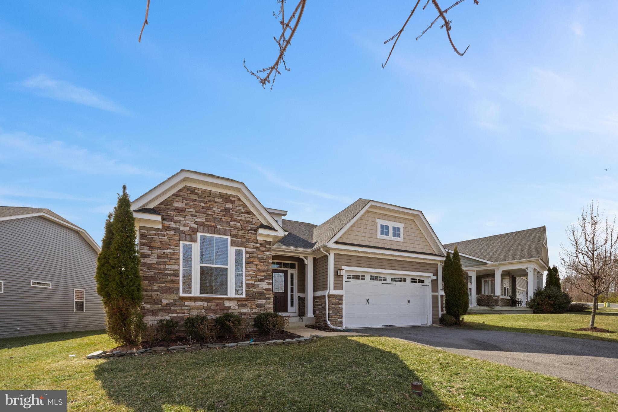 TWO RIVERS - Residential