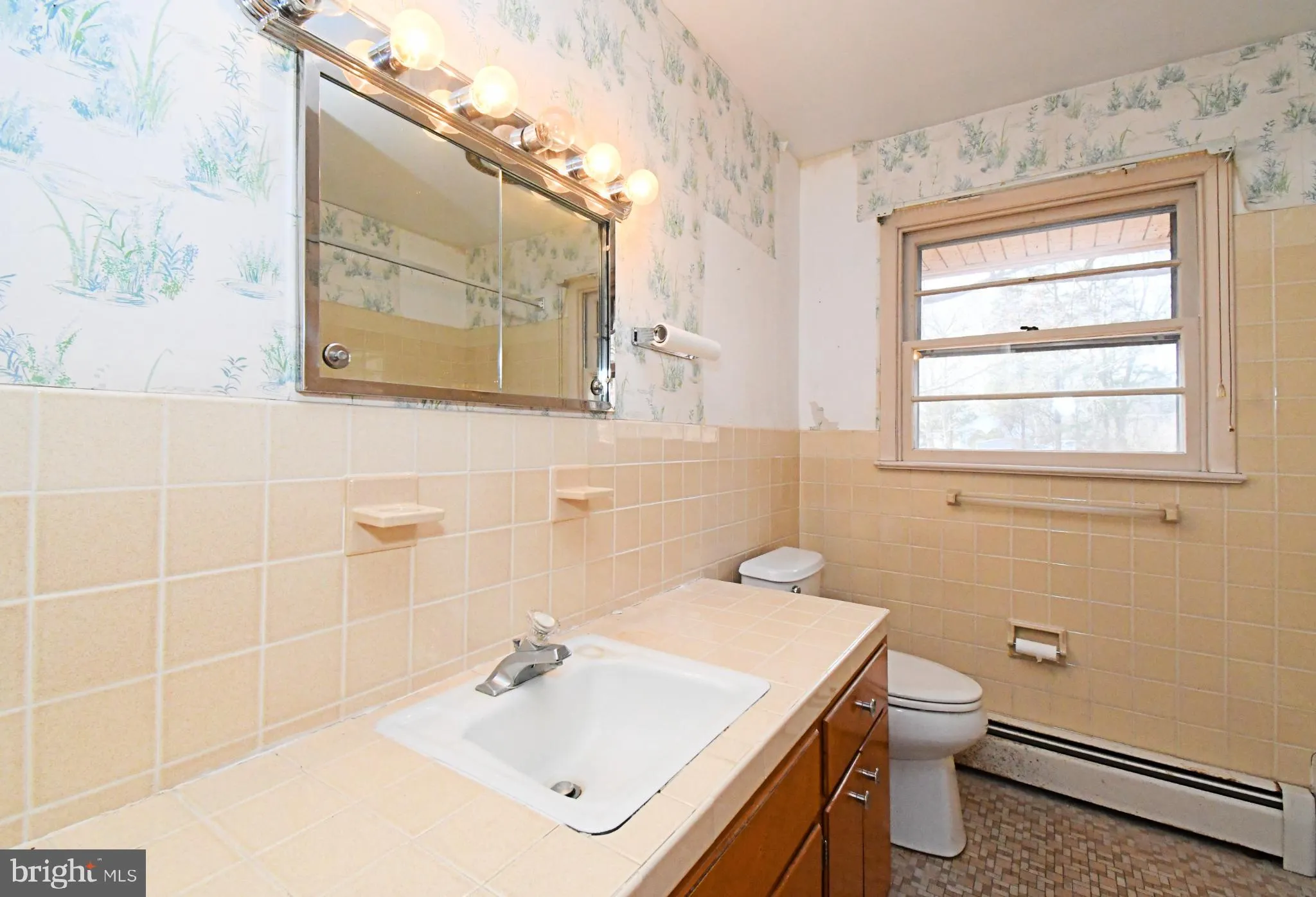 Schwenksville, Pennsylvania 19473, United States, 3 Bedrooms Bedrooms, ,2 BathroomsBathrooms,Residential,Active,253545