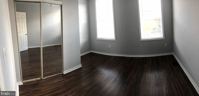 PORT RICHMOND - Residential Lease