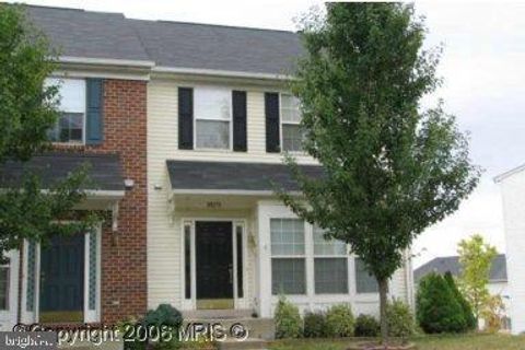 Townhouse For Sale - 20278 Glenrobin Terrace<br/> ASHBURN, VA 20147