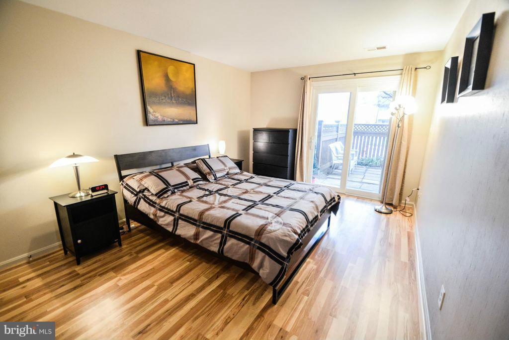 ESSEX HOUSE - Residential Lease