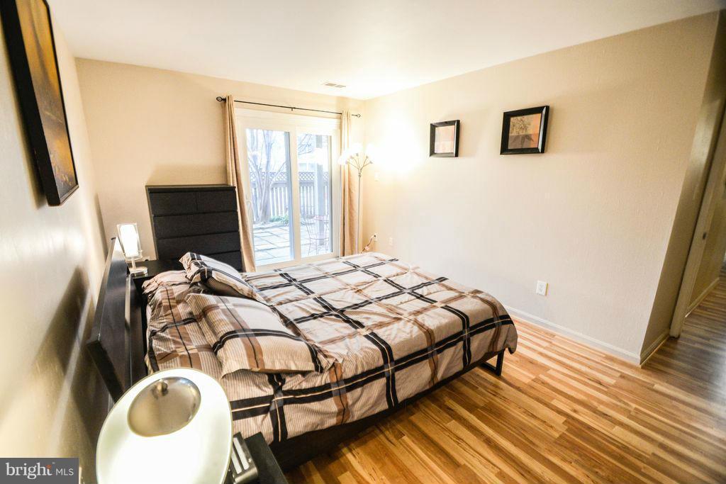 ESSEX HOUSE - Residential Lease