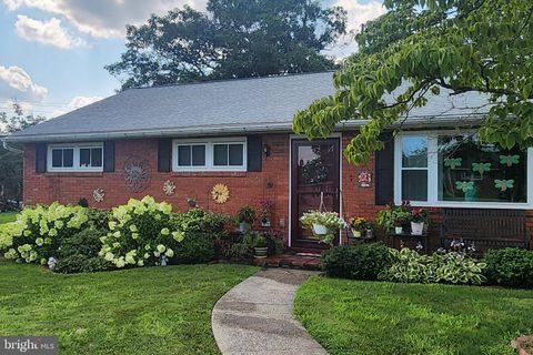 124 FAIRMOUNT AVENUE READING PA 19606