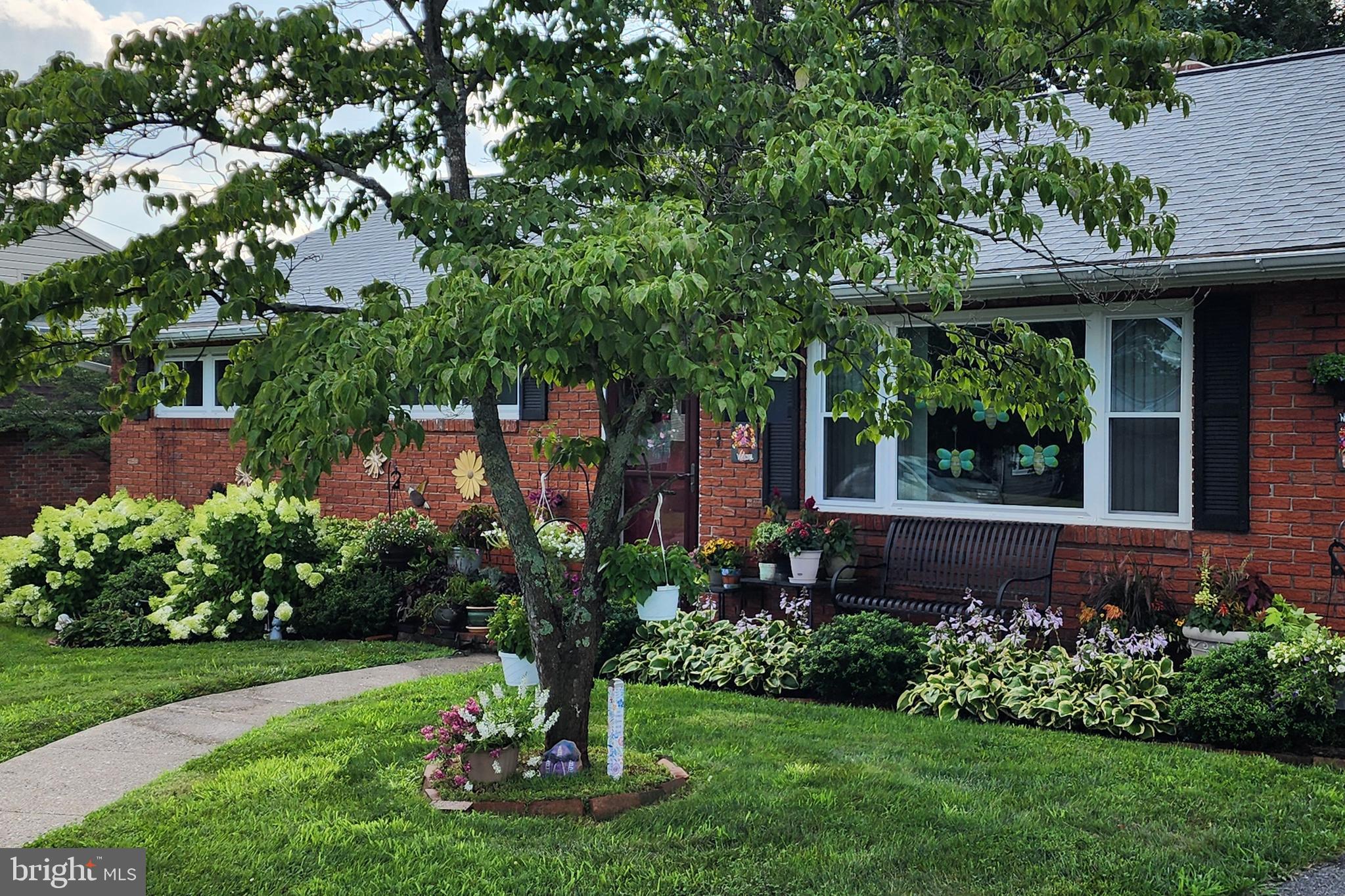 124 FAIRMOUNT AVENUE