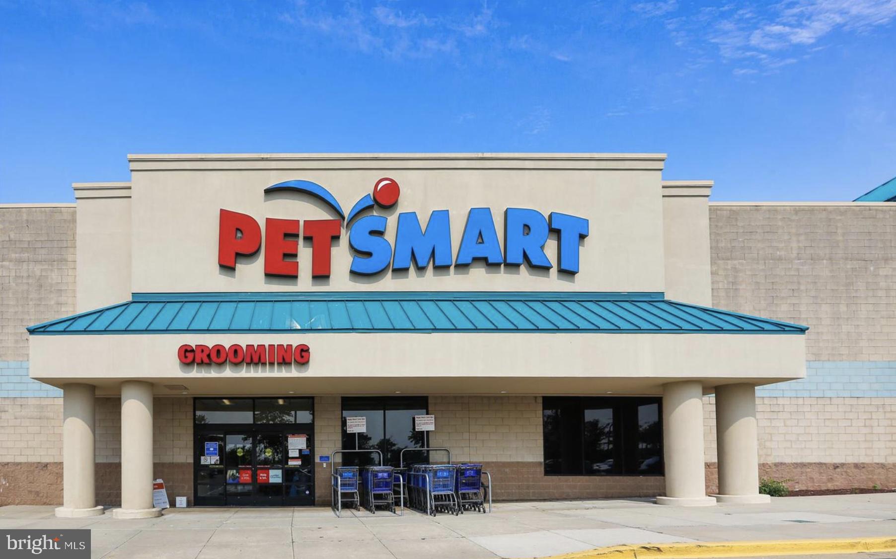 CALVERTON TOWNES - Residential