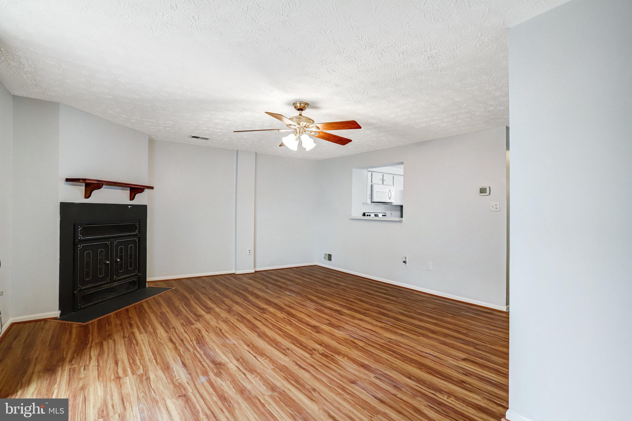 CALVERTON TOWNES - Residential