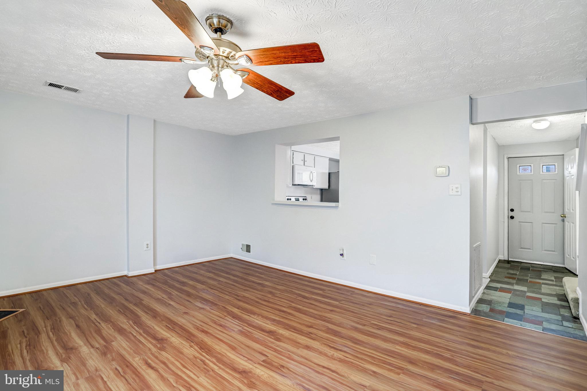 CALVERTON TOWNES - Residential