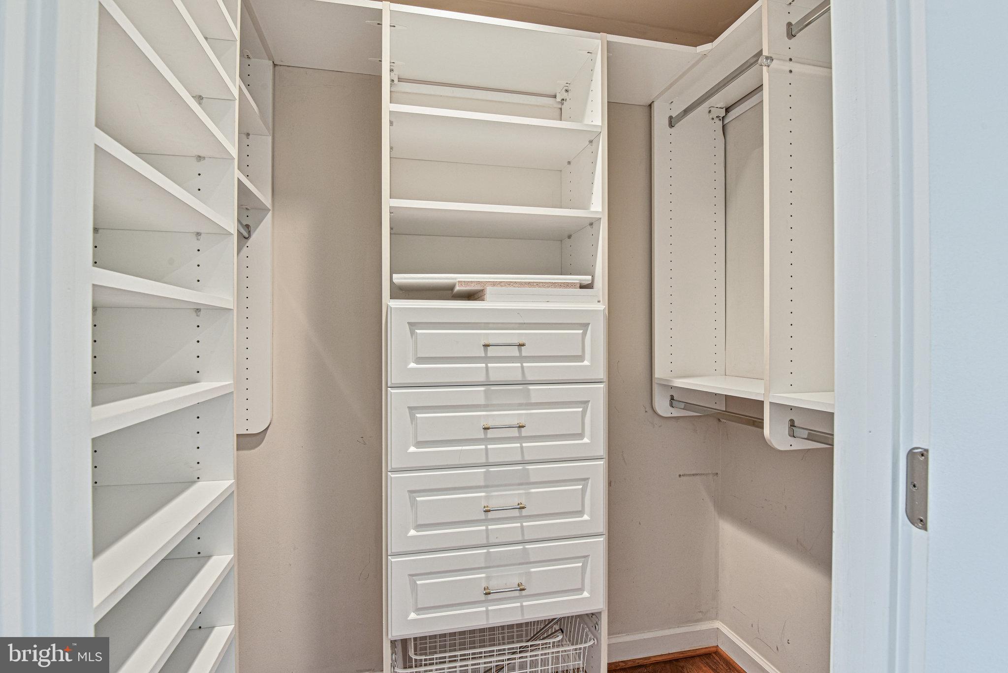 DALE CITY - Residential