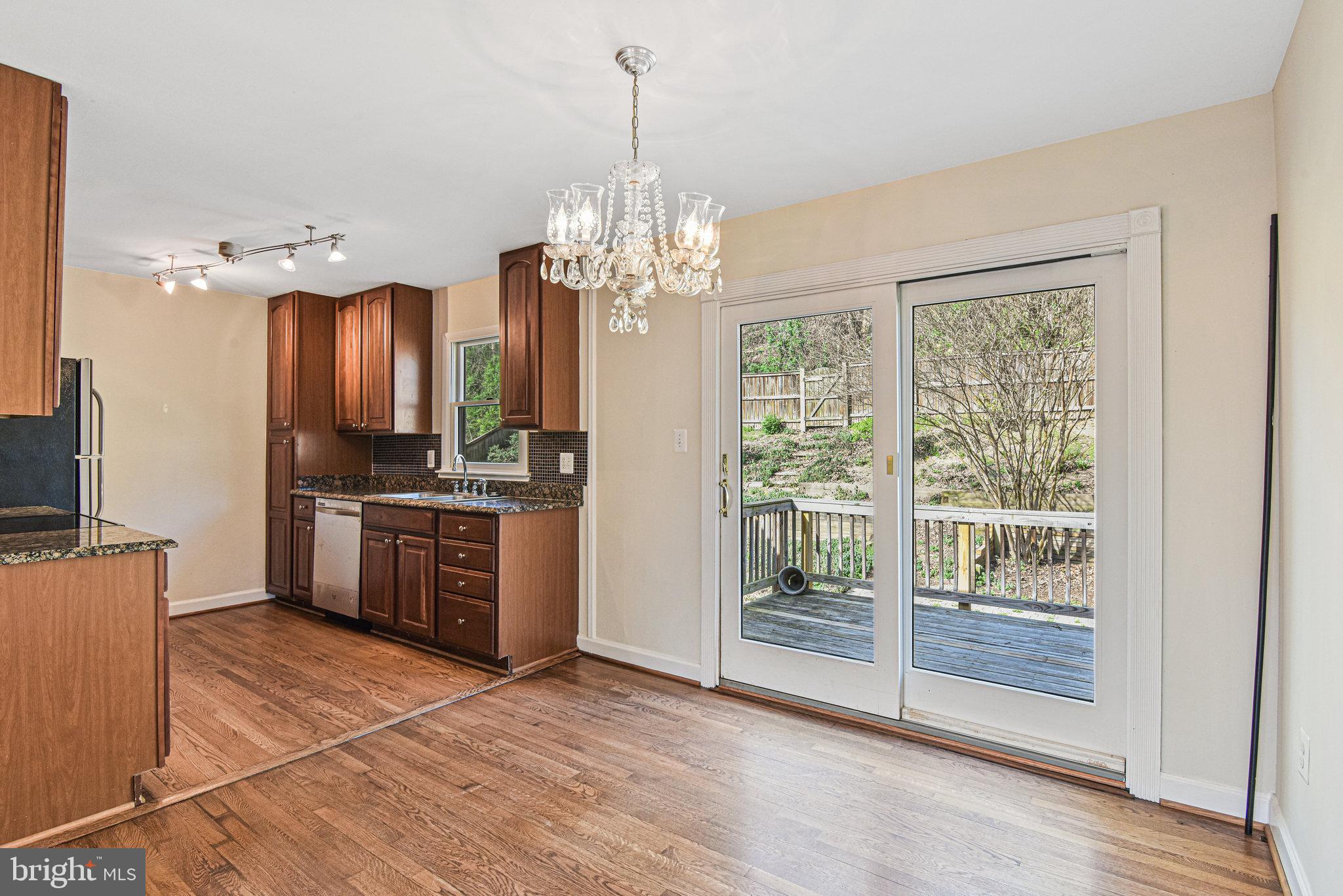 DALE CITY - Residential